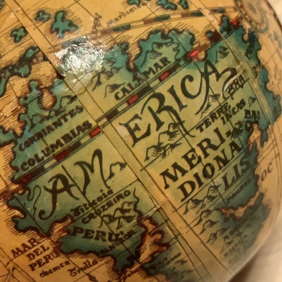 Vintage Italian genuine leather and wood bottle decanter - Picture 13 of 14